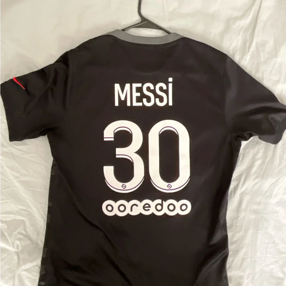 Nike PSG Messi jersey - Picture 3 of 3